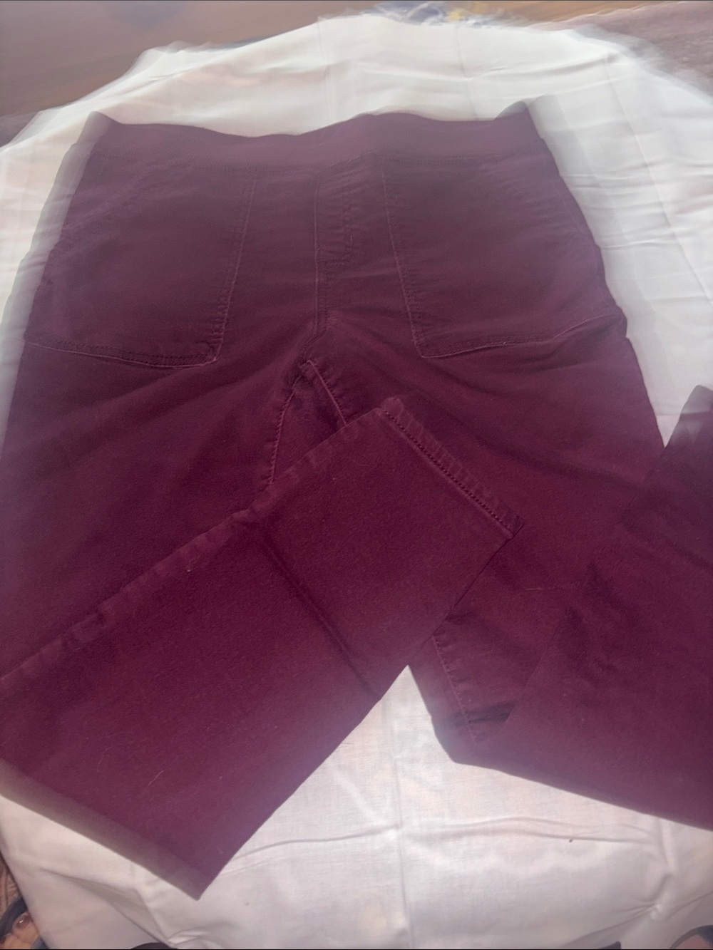No Boundaries Skinny Jeans in Plum
